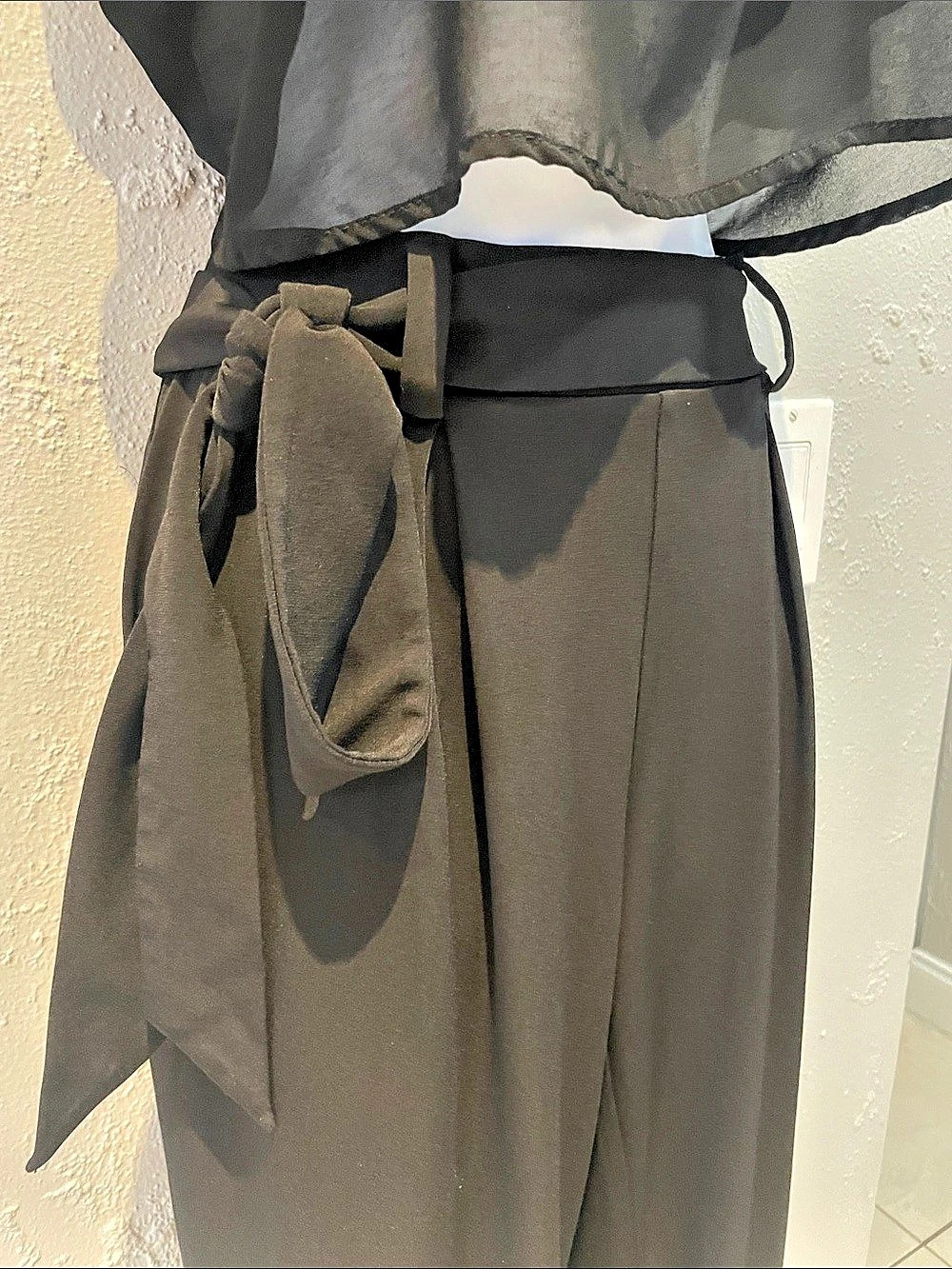 Express Ankle Mid Rise Pants - Picture 14 of 16